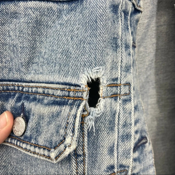 Vintage 1990s Guess Jeans jean jacket small faded wash made USA - Picture 4 of 7